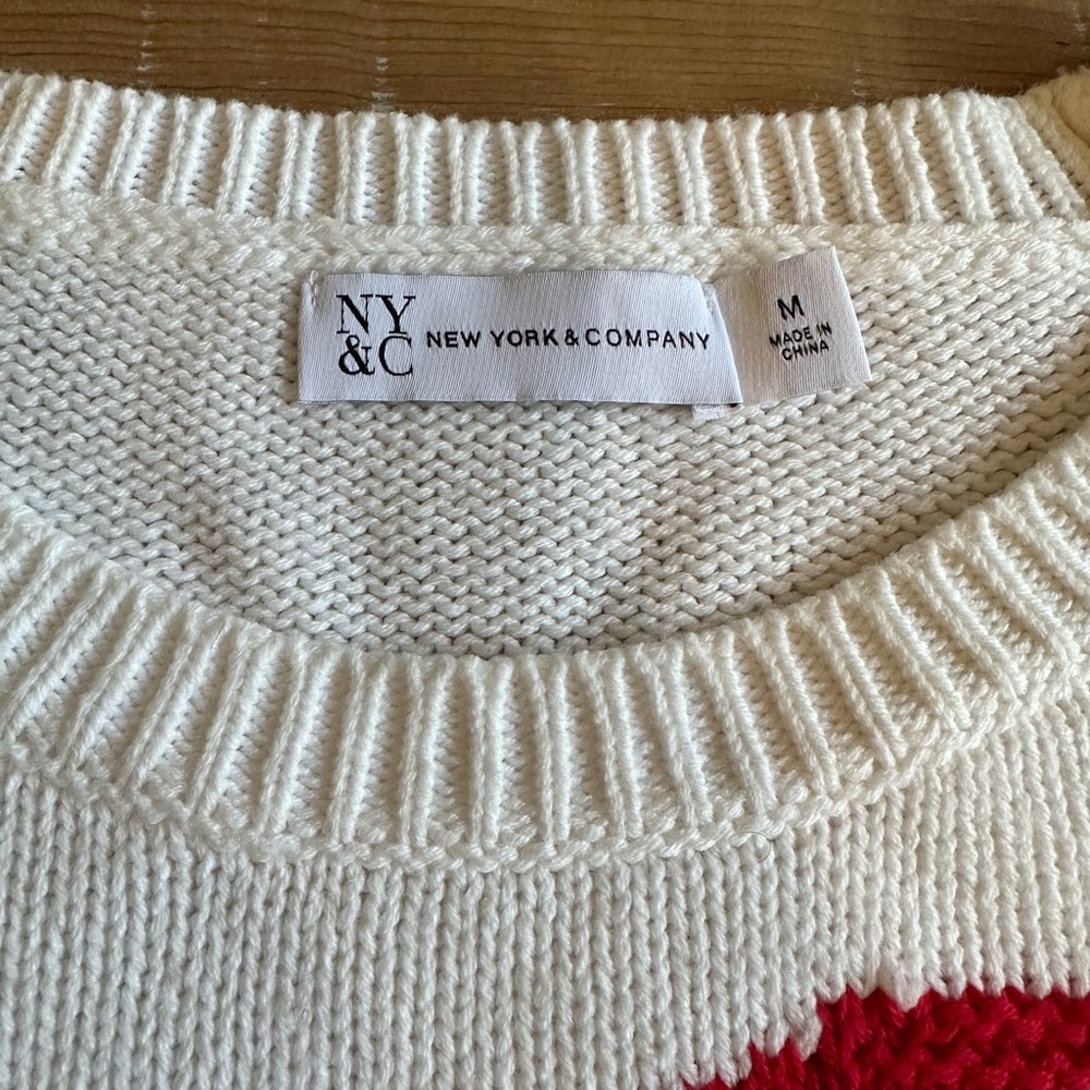 Size M Heart Sweater - Picture 2 of 3